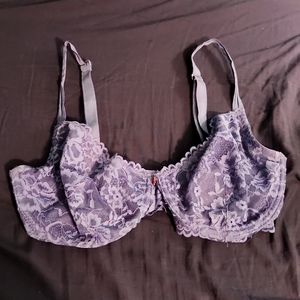 Floral laced unlined bra